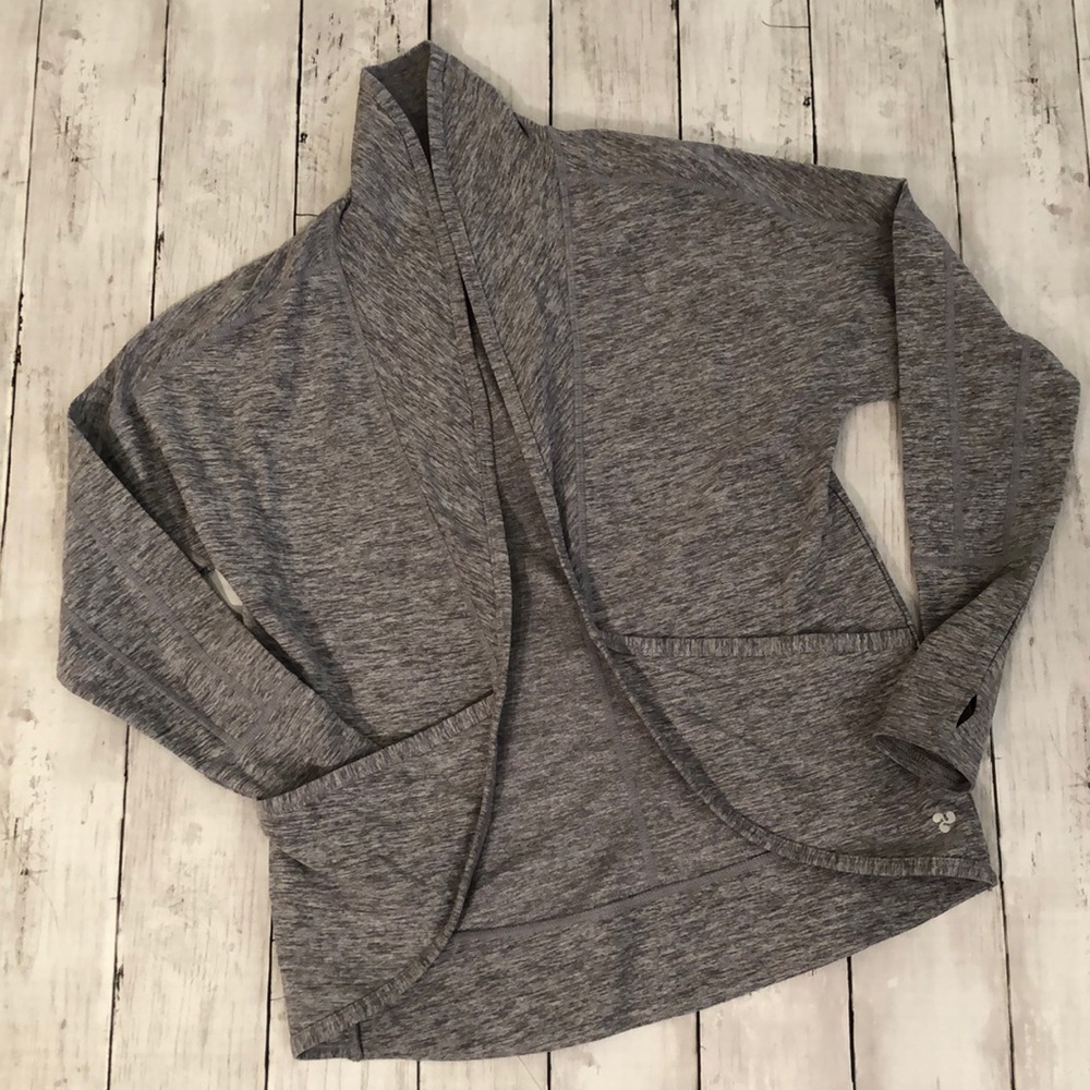 Triple Flip yoga wrap, size 3 (girl’s 10)